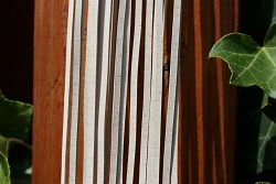 Kožený řemínek hranatý - vepřovice - 2 krémový