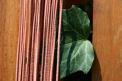 Kožený řemínek hranatý - vepřovice - 19 světle růžový